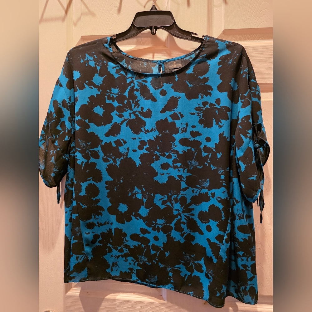 Worthington Blue and Black Floral Blouse